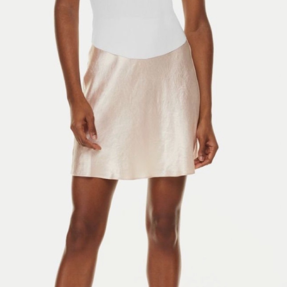 Aritzia Babaton Slip Satin Bias Cut Mini Skirt | Color: Cream/Tan | Size: 00